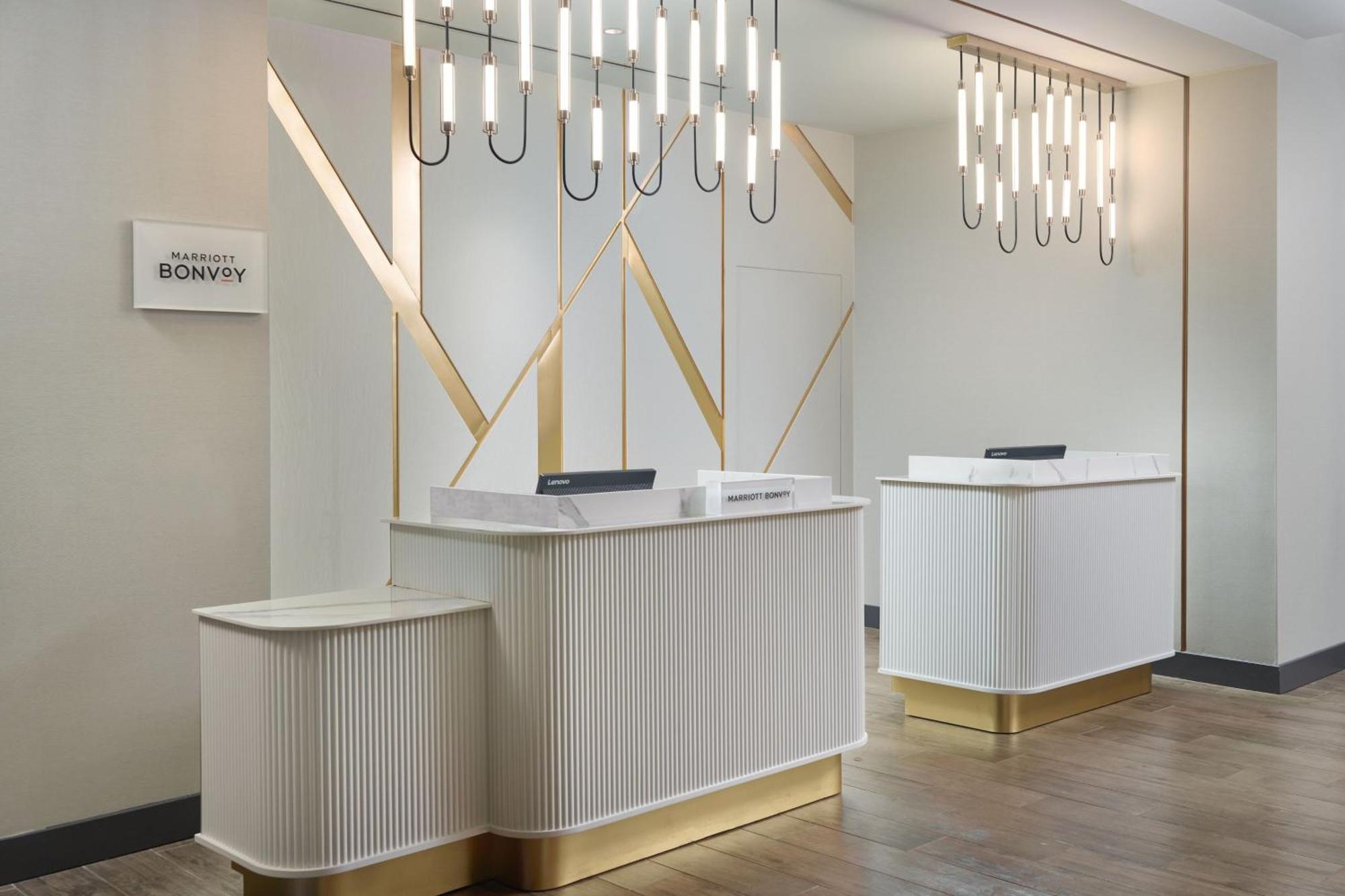 Courtyard By Marriott Washington, D.C./Foggy Bottom Hotel Eksteriør billede