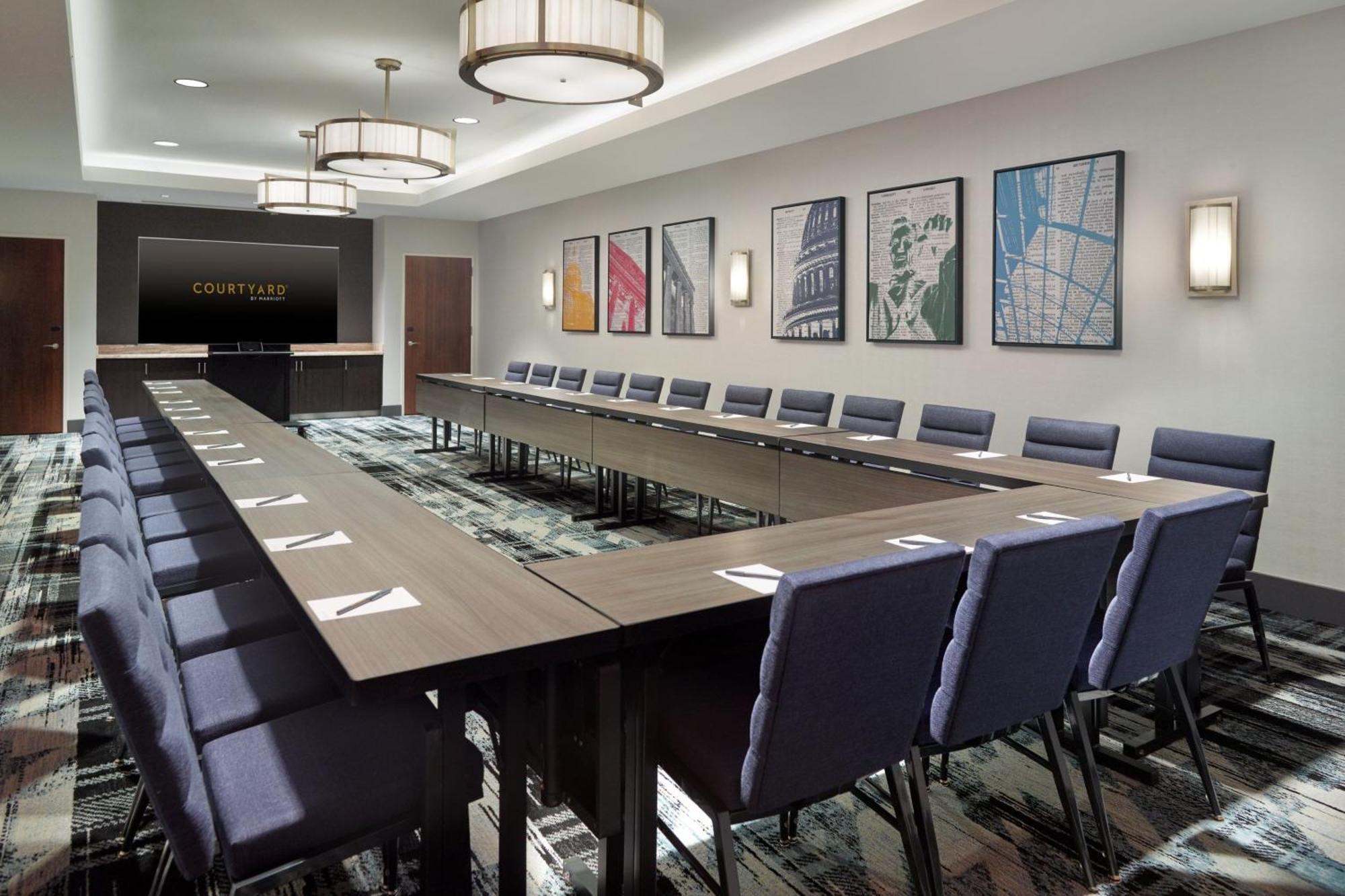Courtyard By Marriott Washington, D.C./Foggy Bottom Hotel Eksteriør billede