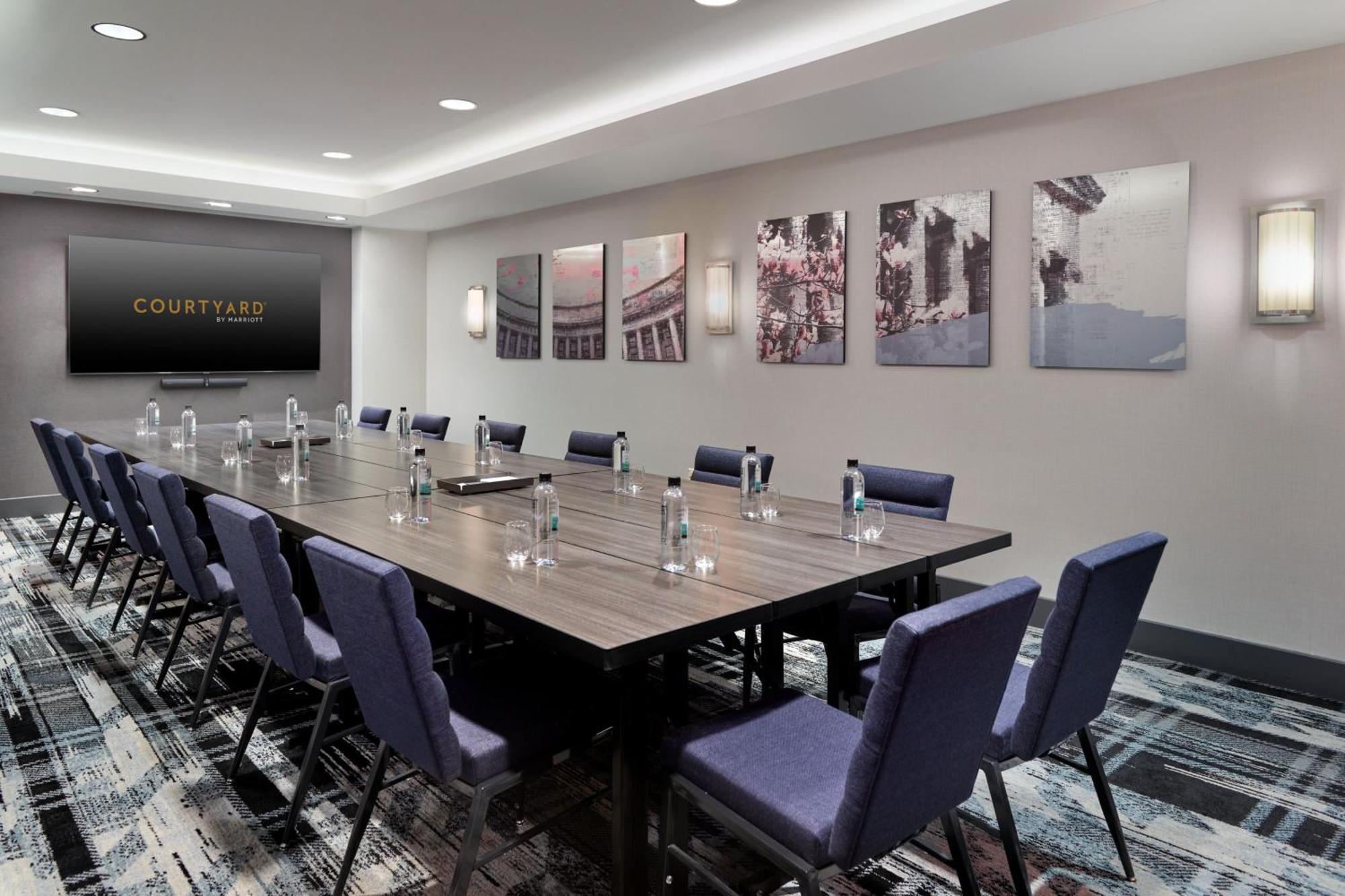 Courtyard By Marriott Washington, D.C./Foggy Bottom Hotel Eksteriør billede