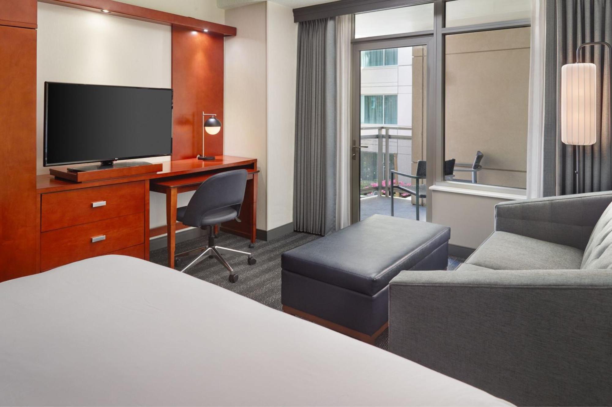 Courtyard By Marriott Washington, D.C./Foggy Bottom Hotel Eksteriør billede